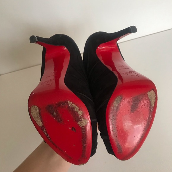 ❌SOLD❌ Christian Louboutin heels - Picture 3 of 6